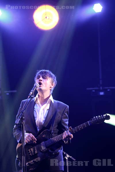 PETER DOHERTY - 2017-05-04 - PARIS - Place de la Republique - Peter Doherty